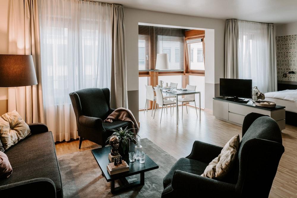 Vienna Townhouse Aparthotel 4*